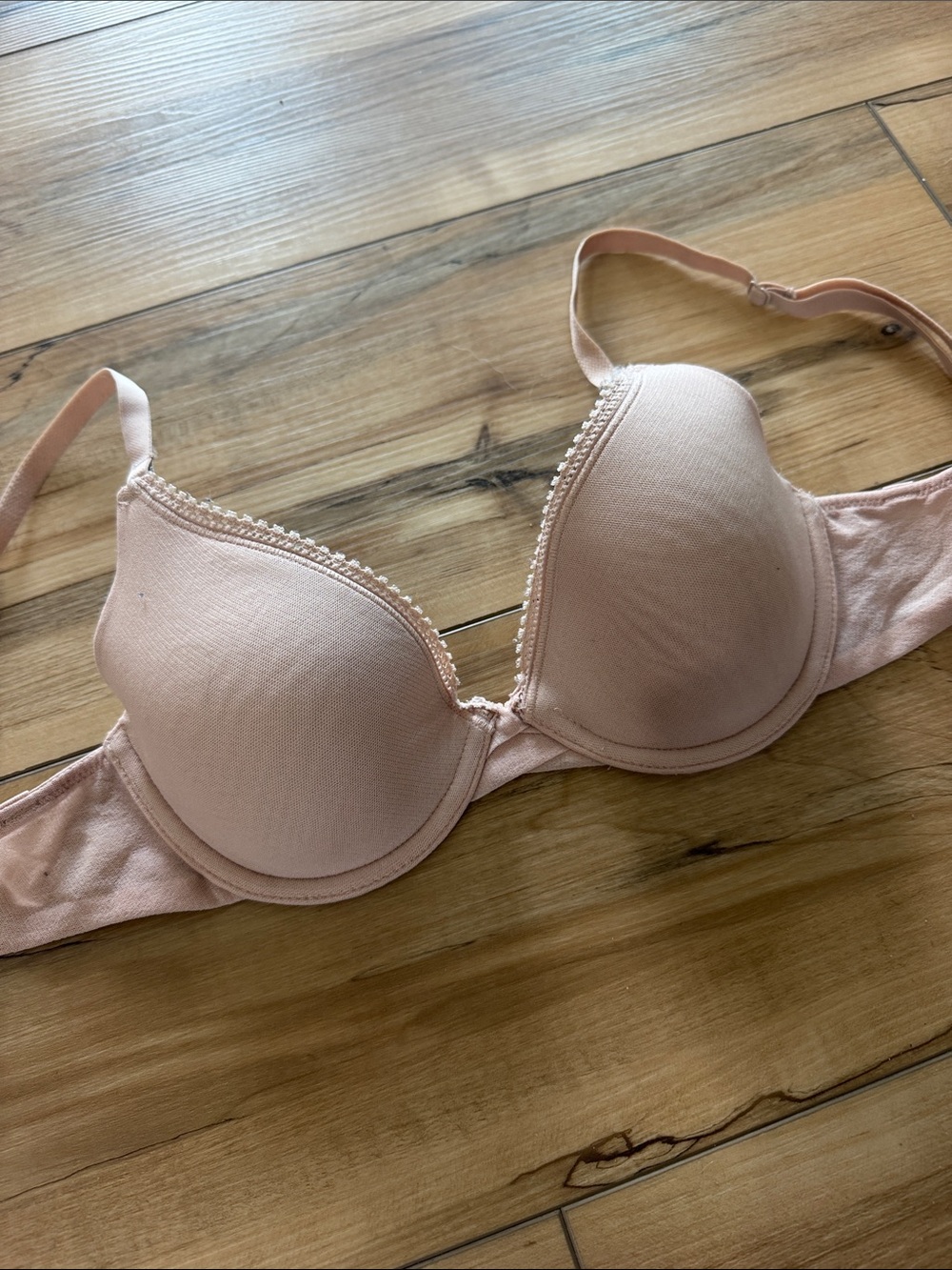 On Gossamer Everyday T-Shirt Bra in Light Blush - 30C Women's Intimates